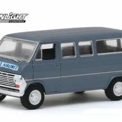1969 Ford Club Wagon Van, Global Airlines - Greenlight 30129/48 - 1/64 Scale Diecast Model Toy Car