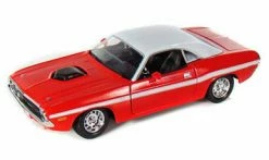1970 Dodge Challenger R/T Coupe Convertible, Red - Maisto 34263 - 1/24 Scale Diecast Model Toy Car