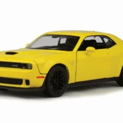 Motor Max 2018 Dodge Challenger SRT Hellcat Widebody, Bright- 79350YL - 1/24 Scale Diecast Model Toy Car