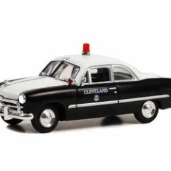 1949 Ford Coupe, Black /White - Greenlight 86635 - 1/43 Scale Diecast Model Toy Car