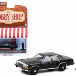 ModelToyCars 1987 Ford LTD Crown Victoria W/Man In Black Suit, Black - Greenlight 97100E - 1/64 Diecast Car