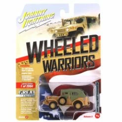 WWII Dodge VW57 Command Car , Tan With Green - Johnny Lightning JLCP7268-24A - 1/64 Diecast Car